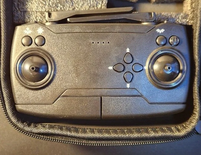 Remote Control Drone, Dual Camera, Foldable Design Brand New - Image 4 of 4