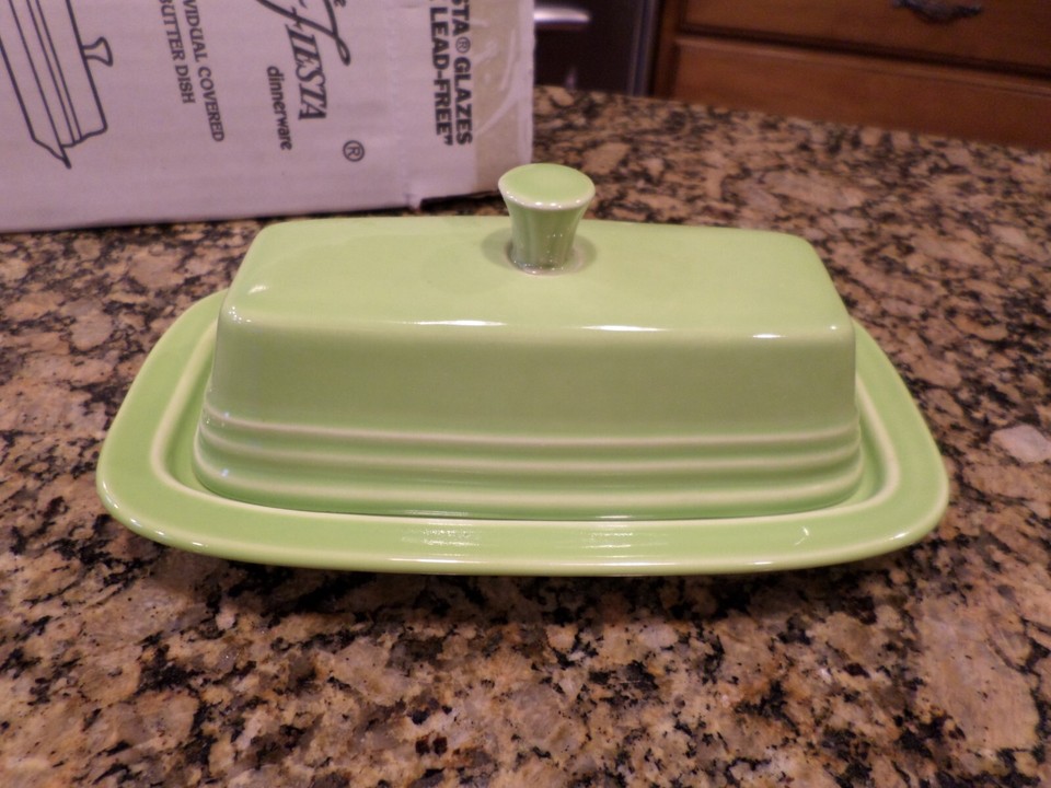 FIESTA FiESTAWARE CHARTREUSE COVERED BUTTER DiSH NEW iN BOX x RETiRED