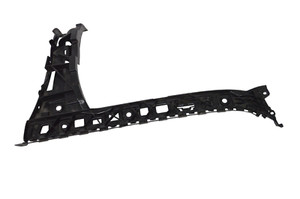 Mercedes W213 Stoßstangenhalter hinten rechts A2138850463 E200d 2017 RHD