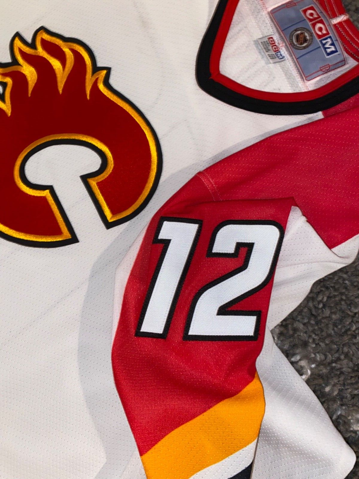 vintage JAROME IGINLA CALGARY FLAMES pedestal Jersey XXL hockey NHL rare CCM eBay