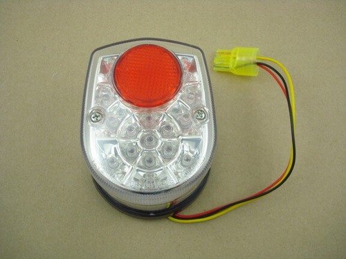 Feu Arrière Droit Honda Panthéon 4 Temps