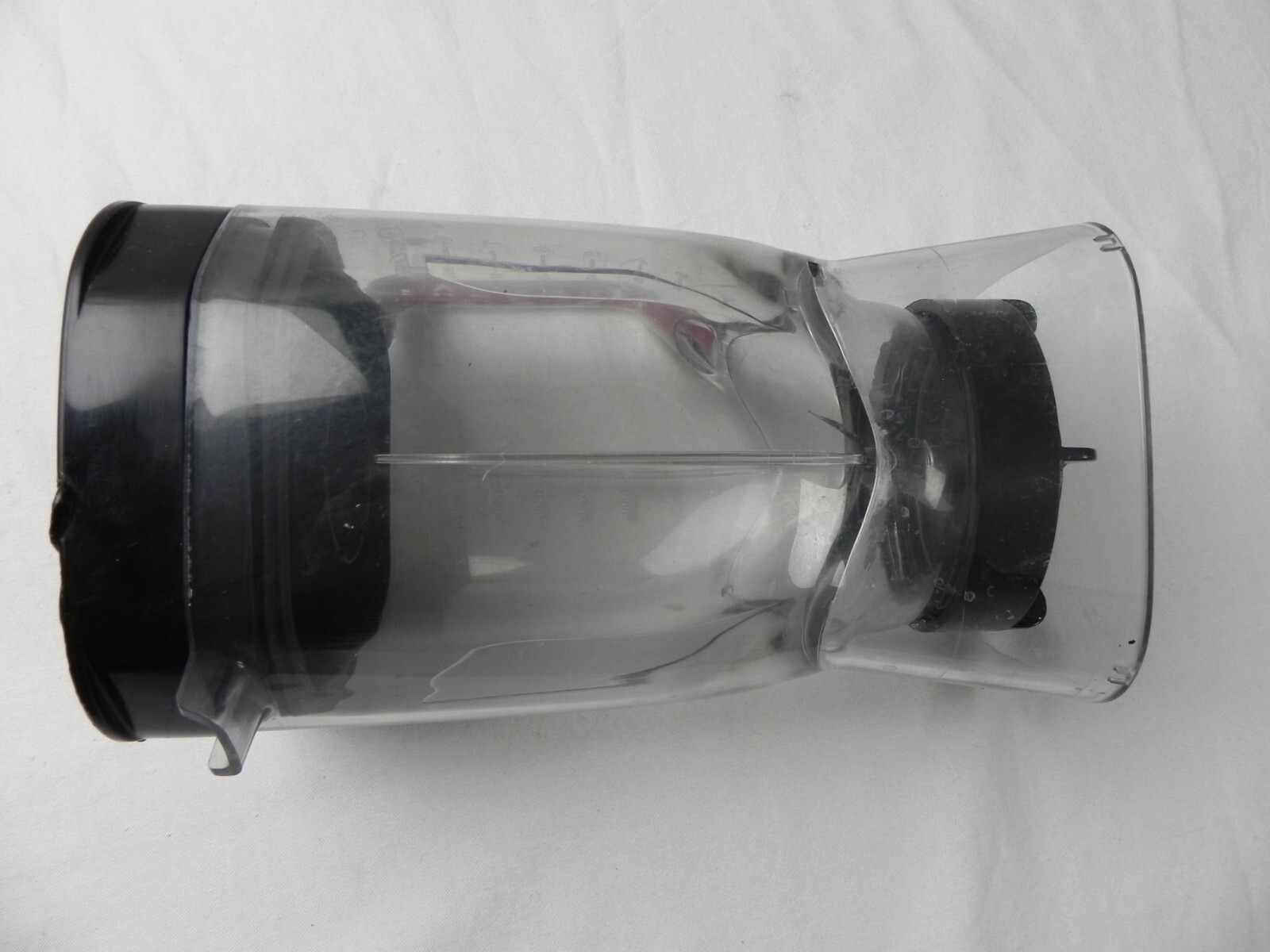 Oster Versa Professional Blender Replacement 64oz Pitcher w/ Blade, Damaged Lid
