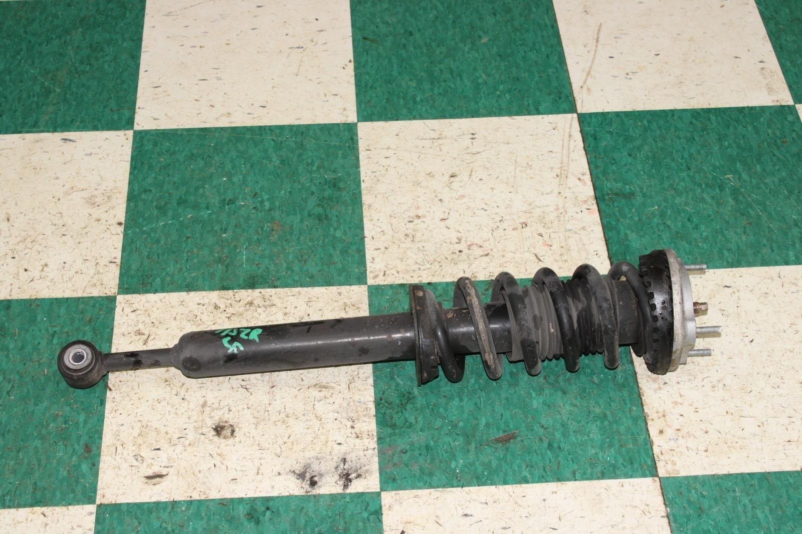 Maserati Ghibli 2014-2024 Front Left Shock absorber spring