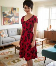 City Chic Dress Size S Red Floral Fit & Flare Cut-out Party Work Cocktail