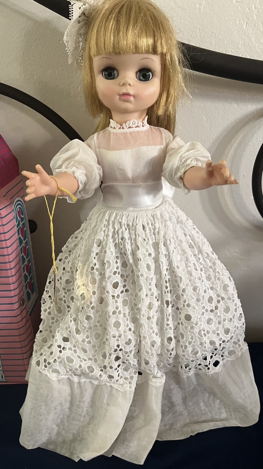 Vintage 1965 Effanbee Bride Doll 18″ #1700 – Blonde, Orig Gown, Veil & Garter