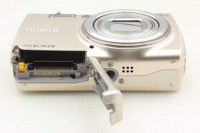 Fujifilm FinePix F200EXR ゴールド Top MINT in Box] Fujifilm FinePix F200 EXR 12.0MP Digital