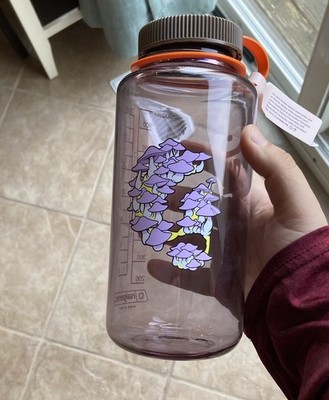 Glossier Limited Seattle 32oz Nalgene Water Bottle Mushroom Design BPA/BPS Free