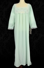DEADSTOCK - Light Blue VANDEMERE Soft Knit Long Sleeve Nightgown - L