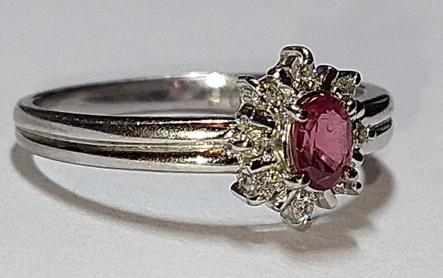 Solid platinum 0.39 carat natural ruby diamond ri… - image 2