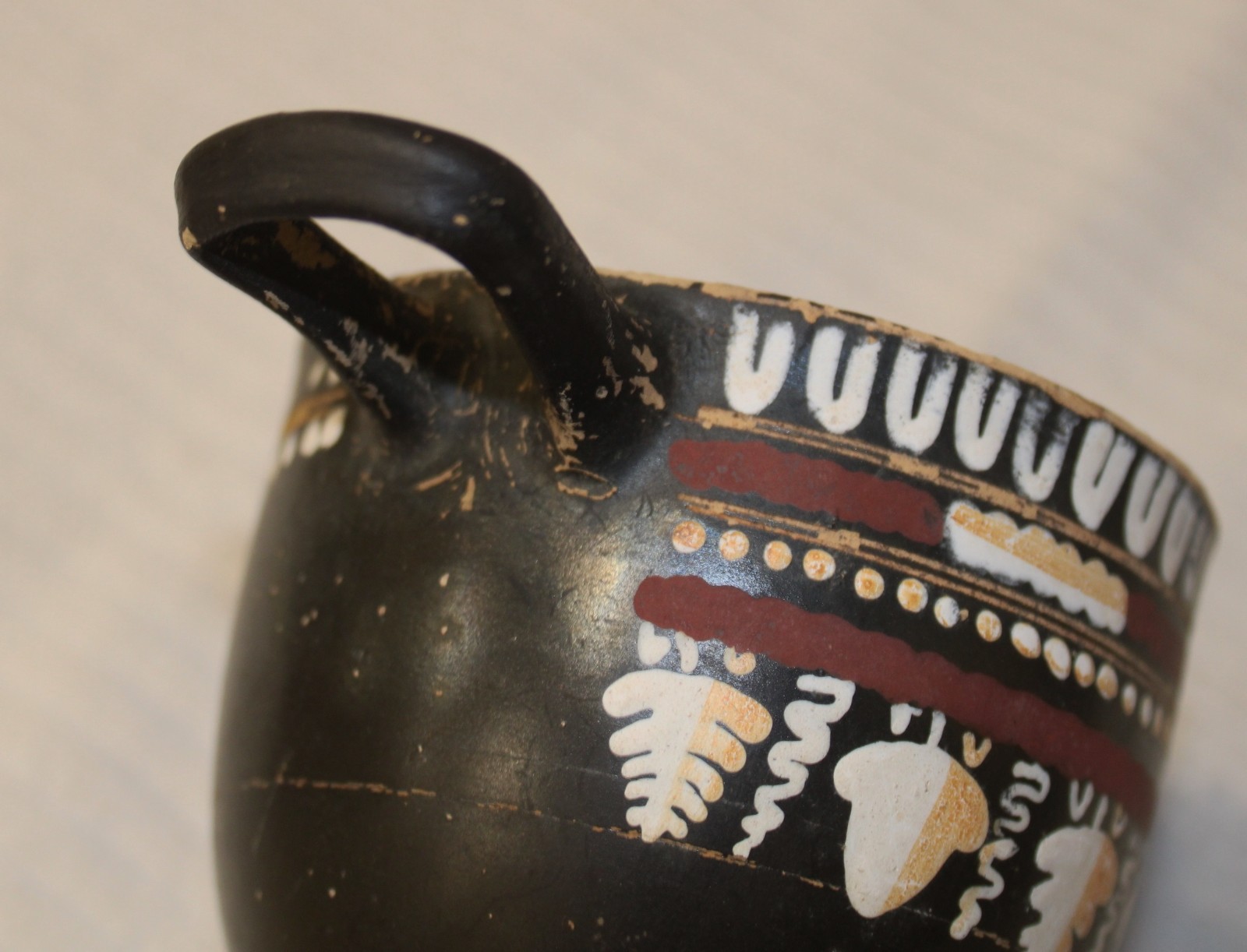 Ancient Greece Pottery Magna Graecia 6th-4th c. BC Blackware Footed Skyphos Bowl