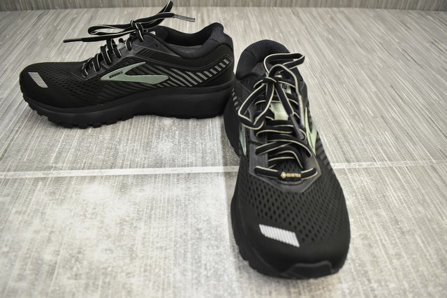 brooks ghost 12 size 7.5