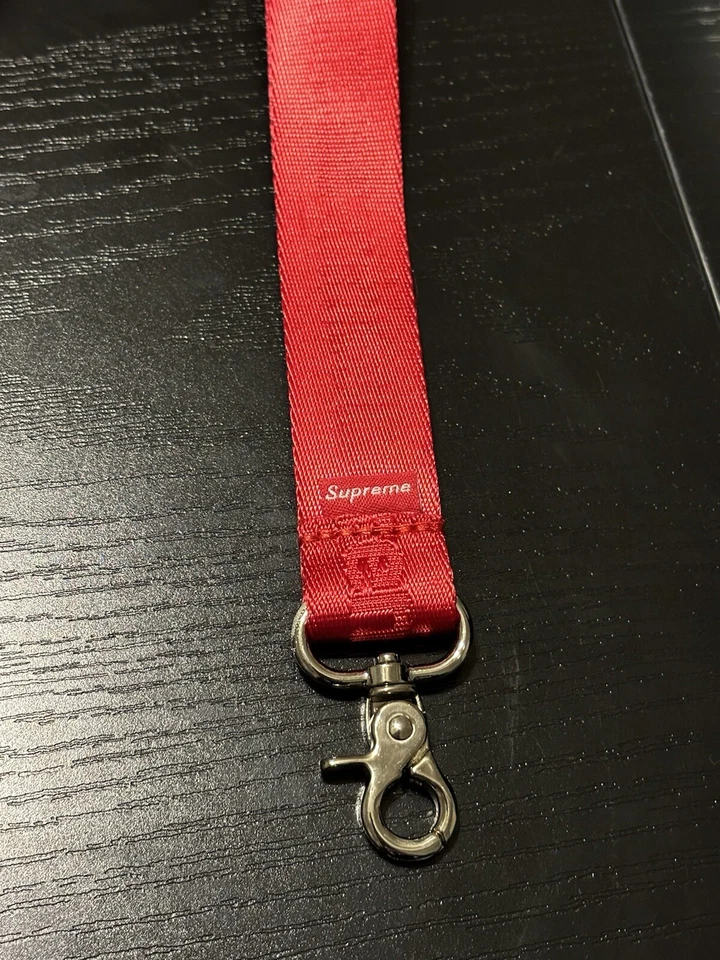 Cordón Supreme de nailon rojo 2016 Supreme Lanyard rojo SS16 Foto 3 de 4