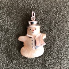 NWOT Snowman Pendant