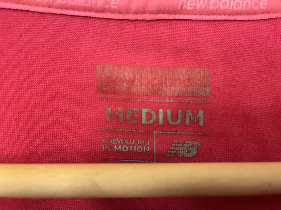 New Balance Women's Cozy Fleece 1/2 Zip Mock Neck Pullover Sweater Pink Black M - Image 2 of 4