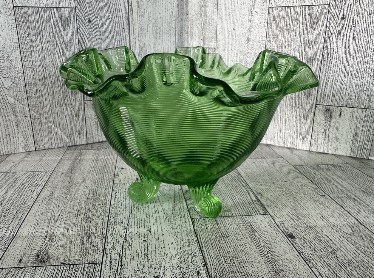 Fenton Art Glass Green Diamond Optic Footed Ruffle Rim Bowl