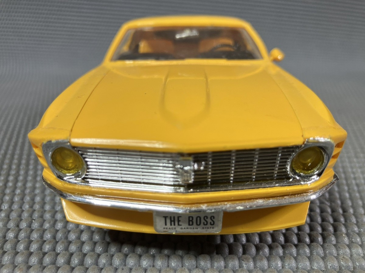1970 FORD MUSTANG Boss 302 MONOGRAM Model Kit MACH 1 FASTBACK