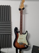 Fender Vintera ‘60s Stratocaster Electric Guitar - 3-Color Sunburst