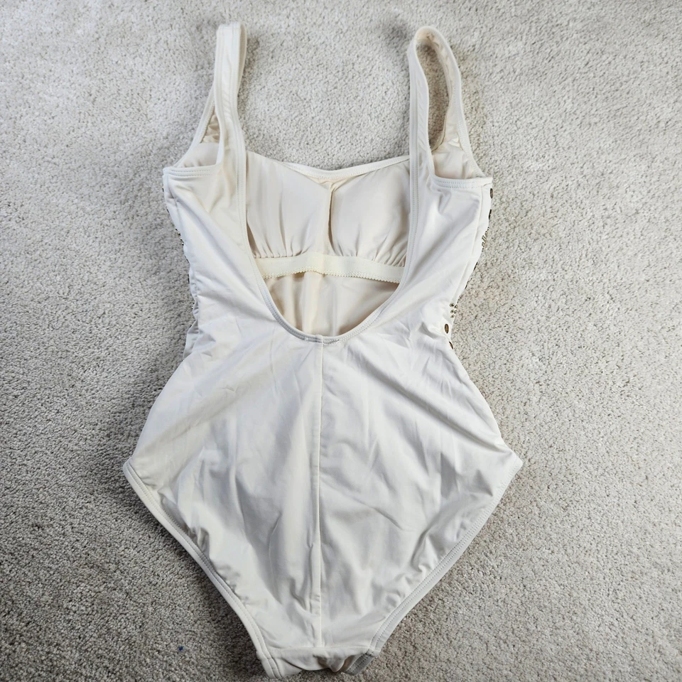 Maiô Michael Kors One Piece Off White Gold cravejado tamanho 10 verão praia - Imagem 4 de 4