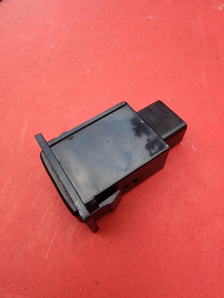 Interruptor intermitente de 4 vías luz de peligro fabricante de equipos originales camioneta Toyota 1989-95 camioneta pickup 4Runner Foto 4 de 4