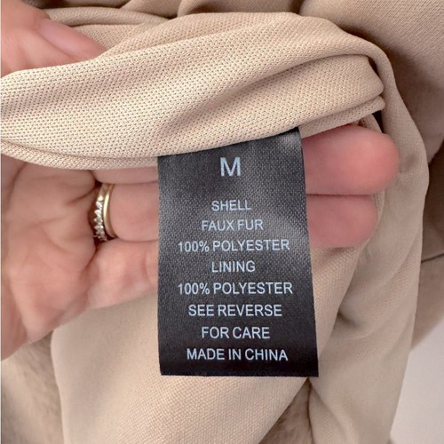 Forever 21 Acogedora Chaqueta de Bombardero con Capucha de Oso de Peluche de Piel Sintética Marrón Claro Talla M - Imagen 9 de 10