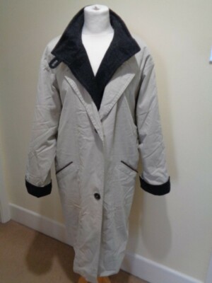 BARONIA VON GOLLAS VINTAGE CREAM COTTON MIX COAT WITH DETACHABLE HOOD - SIZE 12