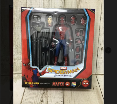 No.047 MAFEX SPIDER-MAN（COMING Ver.） NEW】MAFEX No.047 SpiderMan Homecoming Version Action Figure