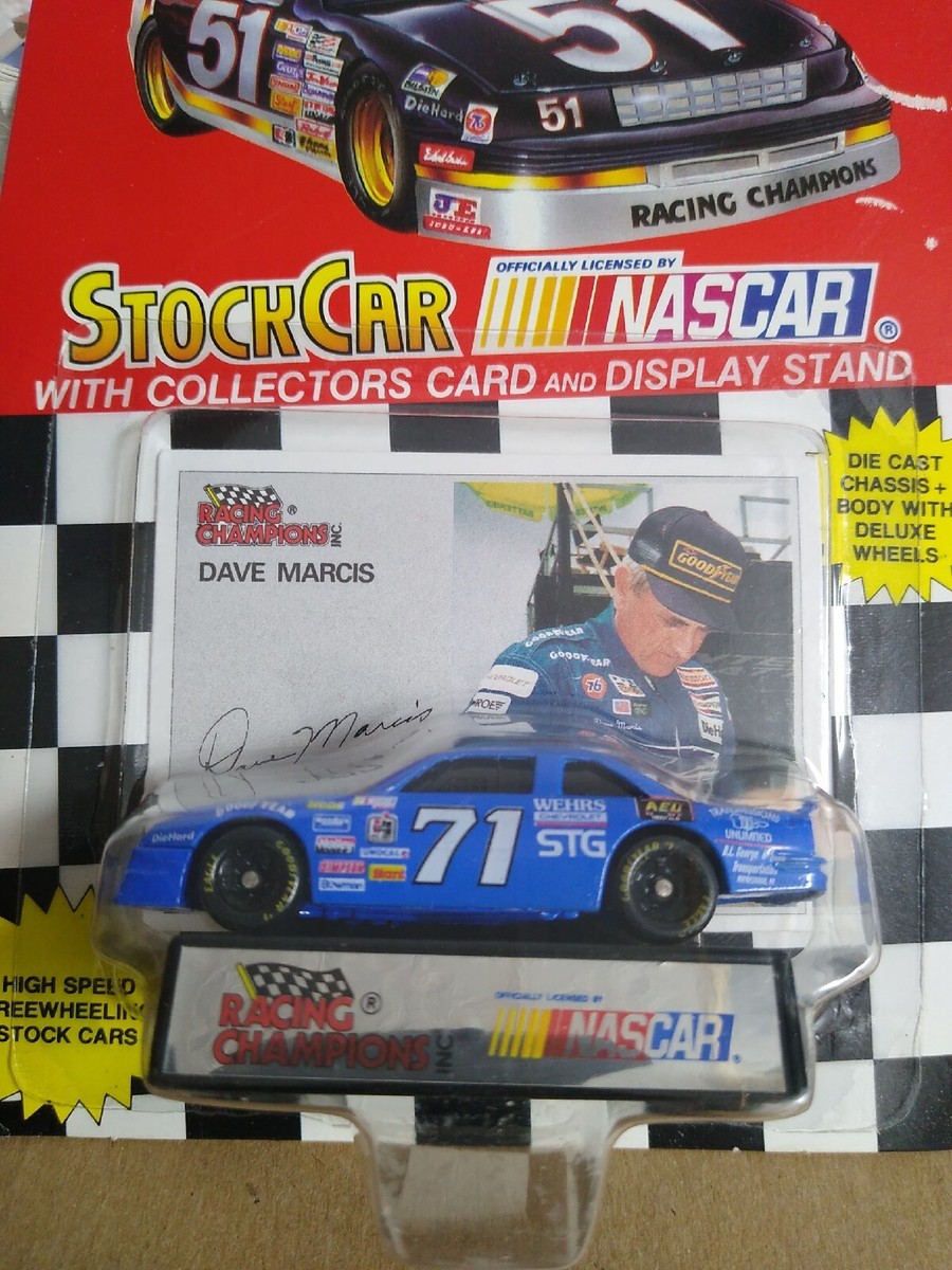 NASCAR 1993 Edition Racing Champions #71 Dave Marcis 1/64 Die Cast