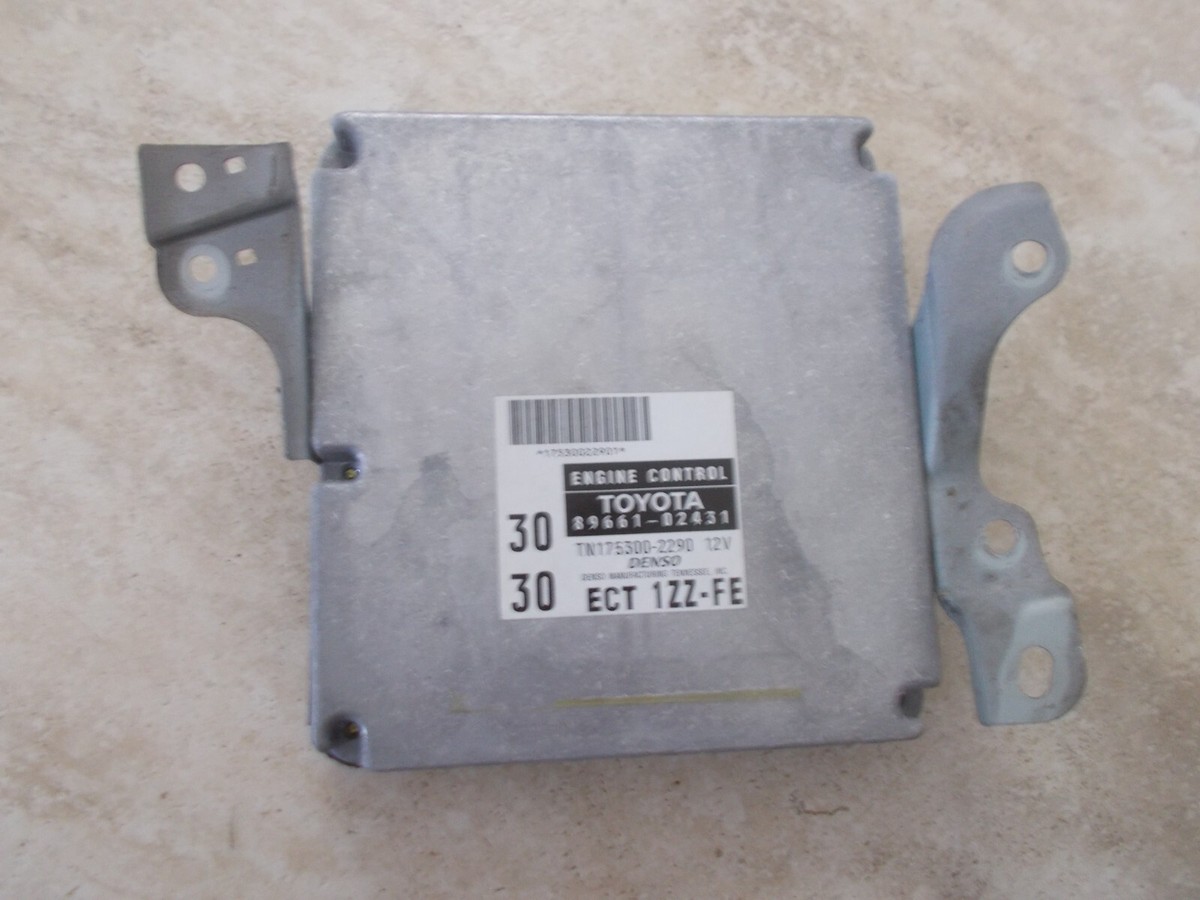 Toyota Corolla 1.8L 1ZZ-FE ECM Engine Control Computer 98 99 Used