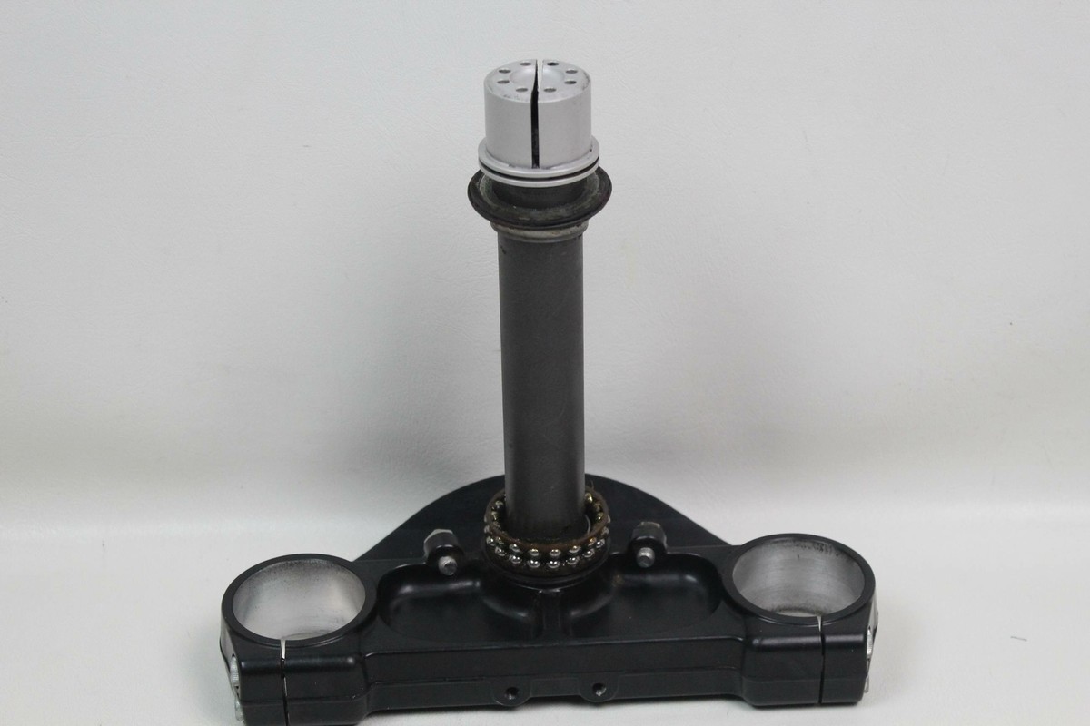 Taka.3r Ducati Monster S4R 07-08 OEM Lower Triple Tree Yoke Clamp