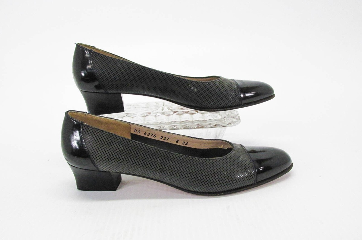 salvatore ferragamo 8 AAAA パンプス Salvatore Ferragamo Womens Boutique Pumps Size 8 AAA Cap Toe