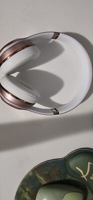 Beats by Dr. Dre Beats Solo3 Wireless On-Ear Headphones - Rose Gold