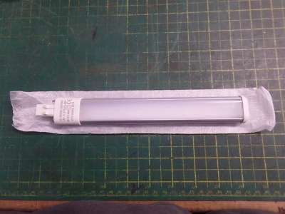 LED 8W PL STYLE GX23 RETROFIT LAMP 4000K, 50/60Hz, 277V, NIB, N.O.S