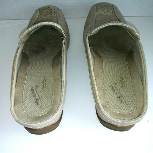Easy Street Comfort Wave Damen beige perforierte Clogs Pantoletten Pantoletten Größe 8,5 M - Bild 6 von 10