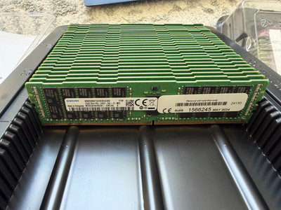 768GB (24x32GB) PC4-19200T-R DDR4 ECC Reg Server Memory RDIMM RAM (Samsung)
