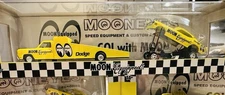M2 Mooneyes Hauler 1974 Dodge Truck & 1971 Dodge Challenger Funny Car R78 1/64
