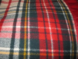 VINTAGE PEARCE  RED PLAID WOOL BLANKET86x74