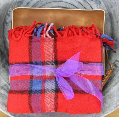 Faribo Wool Stadium Blanket - Red Plaid Fluff Loomed with Carrier 54'' X 64'' USA