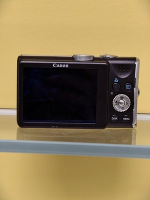 Canon PowerShot SX200 IS 12.1MP Compact 12x Optical Zoom Digital