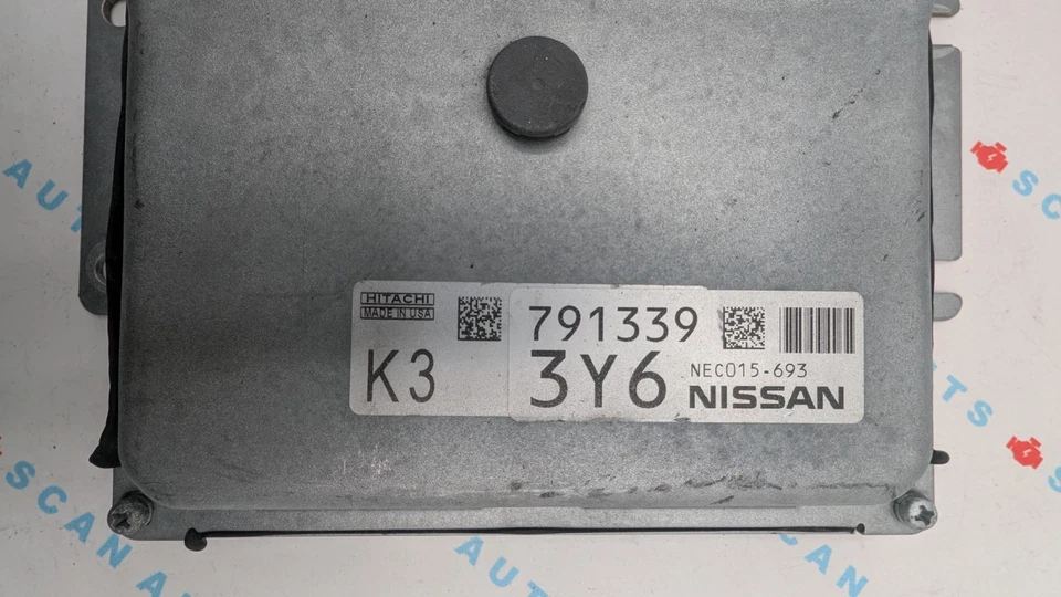Nissan Rogue Hitachi 7913393Y6 2016 usado ECU NEC015-693 Foto 2 de 4