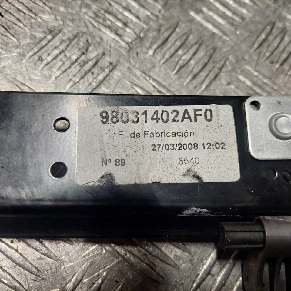 Mitsubishi Colt CZC2 MK6 2008 O/S front window regulator driver right side - Image 3 of 4