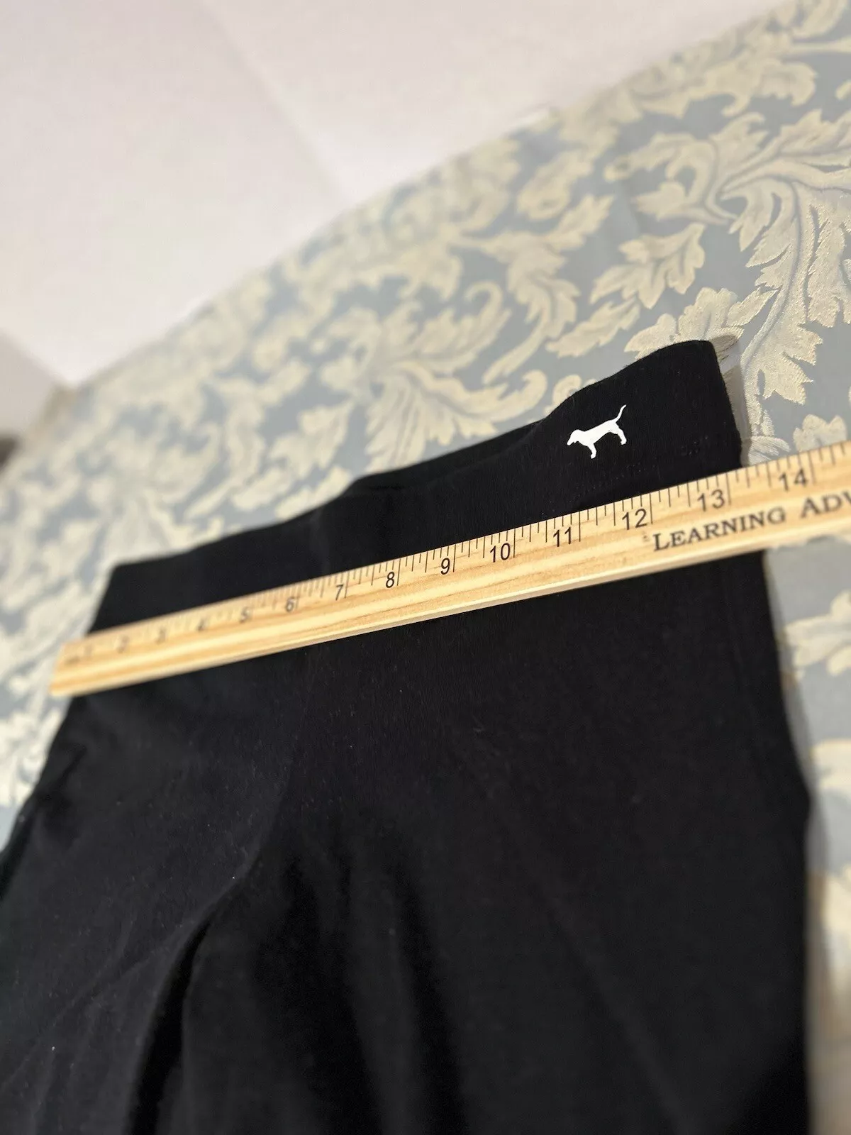 victoria-secret-vs pink nation cropped leggings