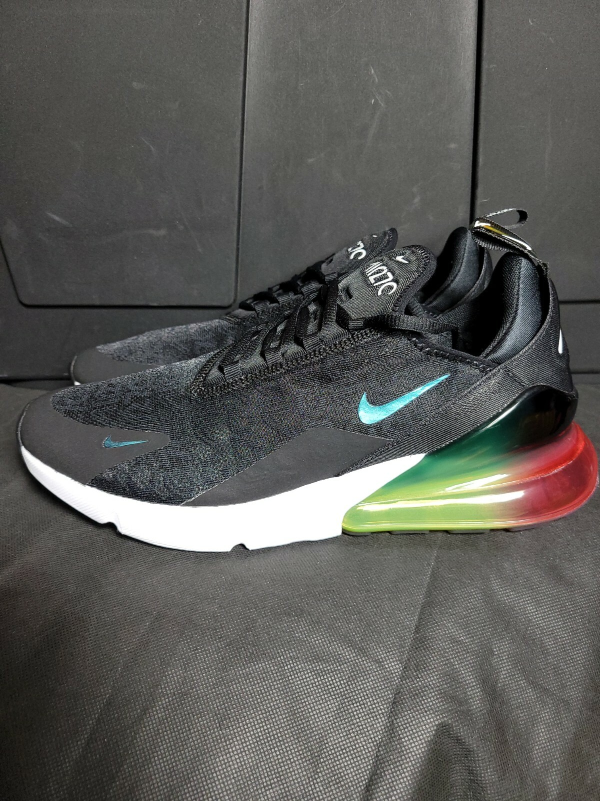 nike air max 270 rainbow heel