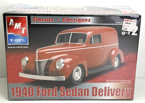 AMT ERTL Model kit - Classics - 1940 Ford Sedan Delivery - 1:25 Scale - Sealed - 第 1/2 張圖片