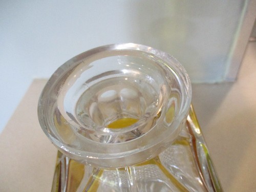 Vintage crystal square whiskey decanter & stopper diamond cut art glass barware - Picture 11 of 12