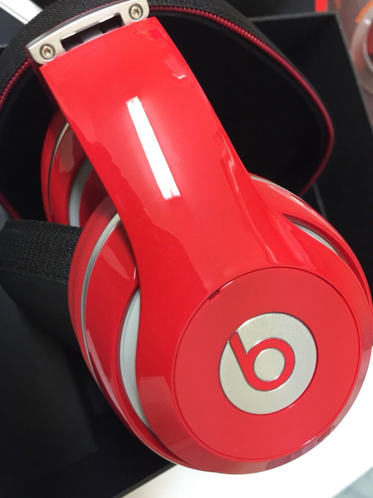 Beats By Dr. Dre: Studio 2.0 Noise Cancelling Wireless Headphones