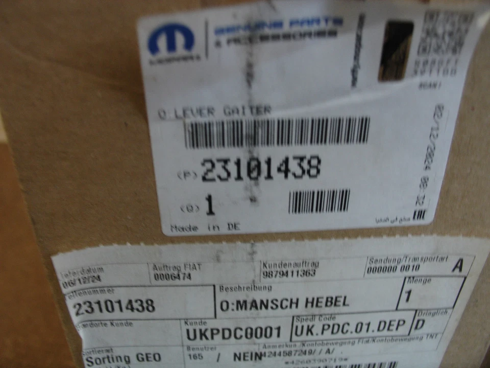 23101438 Gear Shifter Selector Lever W/ Knob For Vauxhall Opel Insignia - Image 2 of 2