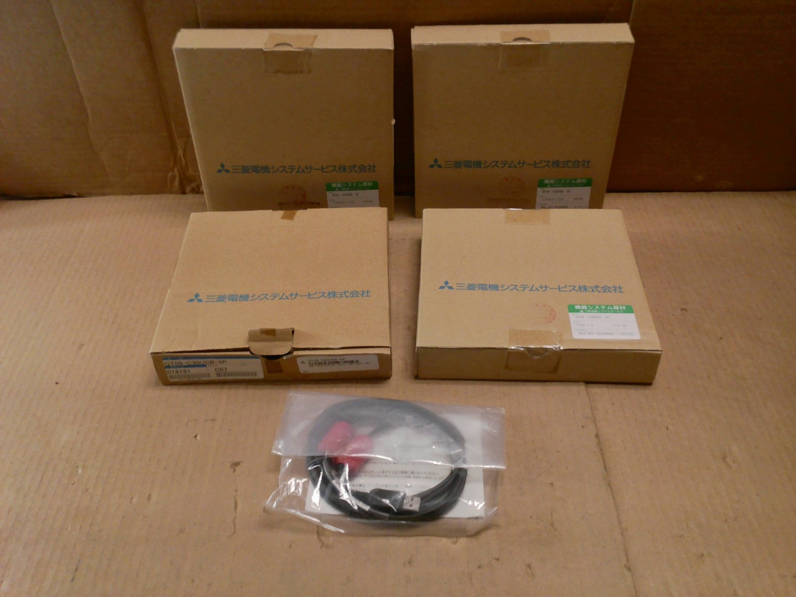GT09-C30USB-5P Mitsubishi NEW In Box 3M HMI Programming Cable GT09C30USB5P