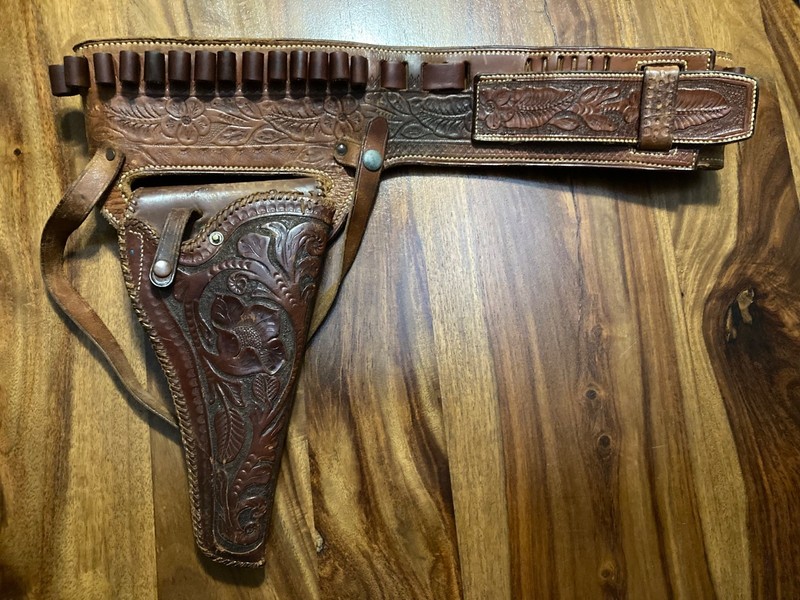 Vintage SAA Leather Holster and Belt with cartridge loops beautiful