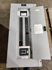 Siemens P1 Panelboard 200 Amp 250/200 Amp 120/240 VAC 1 Phase 3 Wire 42 Space