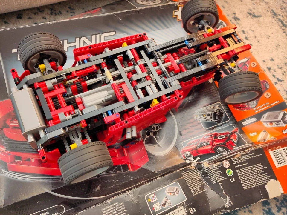 LEGO Technic 8070 Supercar, photo 4 of 5